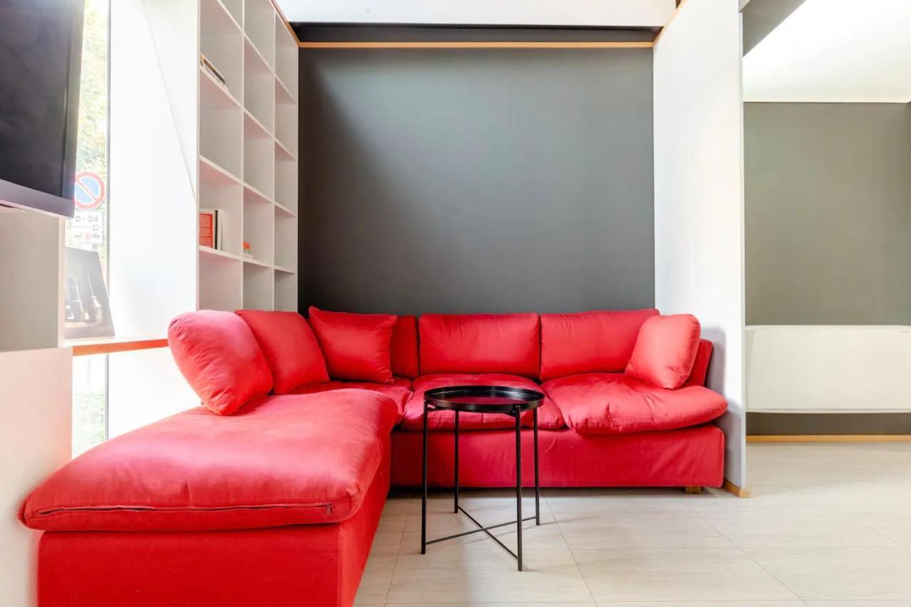 Design Spacious Loft In Navigli - Hosted By Sweetstay Milánó Kültér fotó